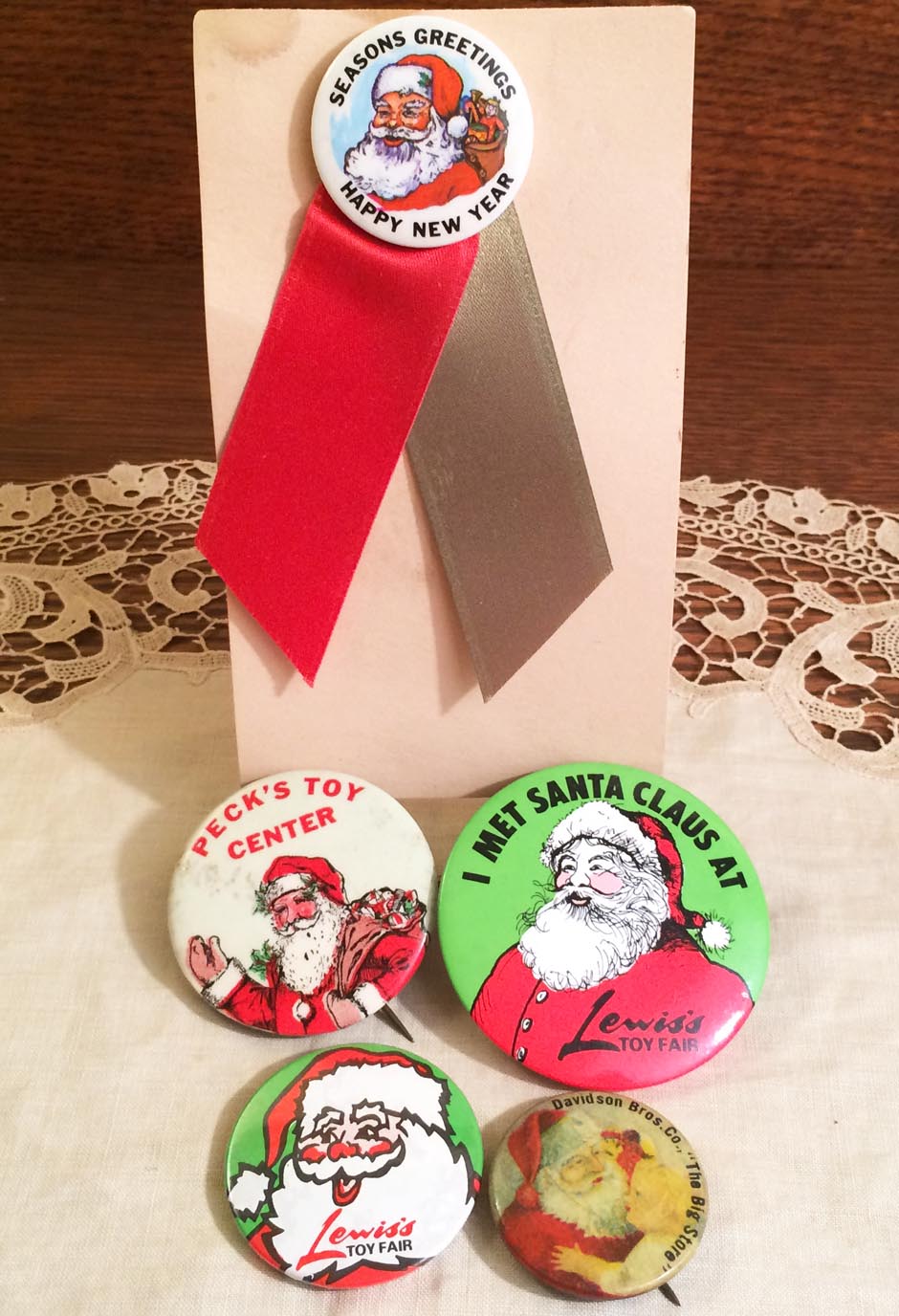 5 Vintage Christmas Tin Pinbacks Early 1900s To Mid Century Retail Advertising Memorabilia